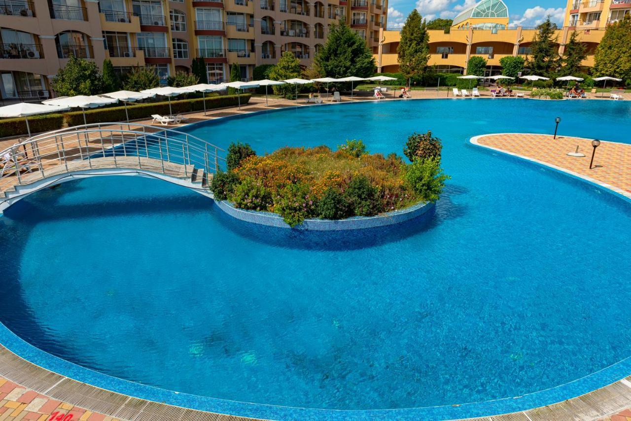 Menada Grand Resort Apartments Aheloy Esterno foto